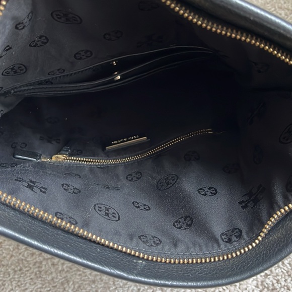 Tory Burch flap crossbody - Picture 7 of 8